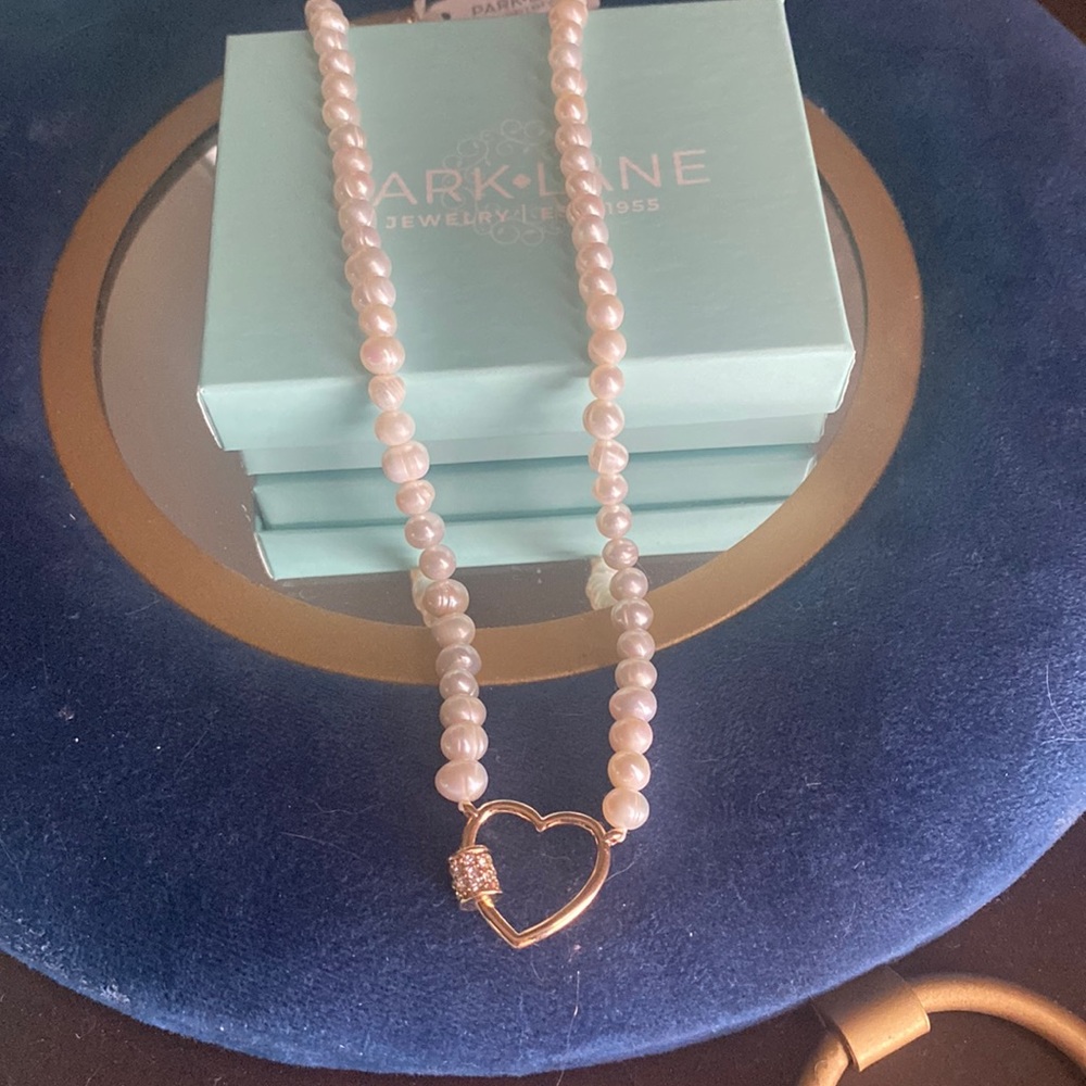 Chiffon Necklace Make Offer!